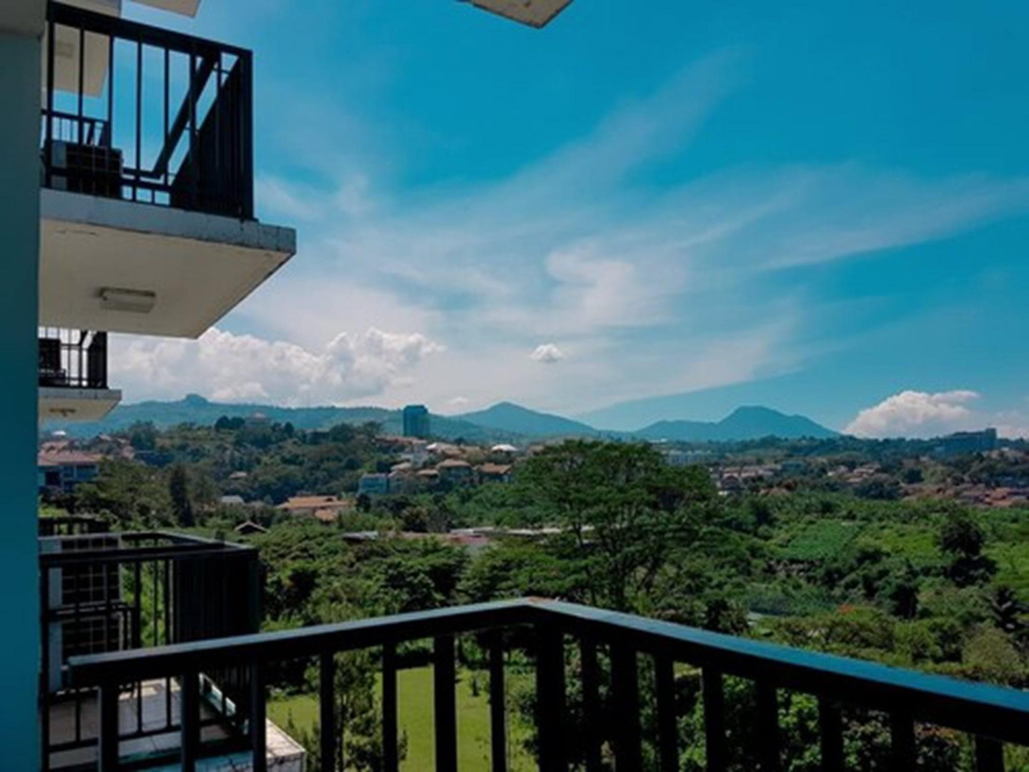 Marbella Suites Bandung Cimenyan Экстерьер фото