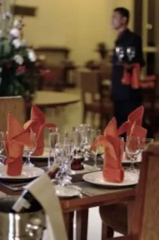 Marbella Suites Bandung Cimenyan Экстерьер фото