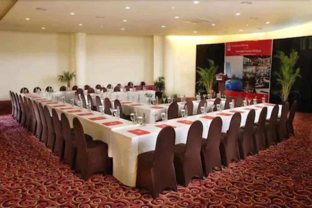 Marbella Suites Bandung Cimenyan Экстерьер фото